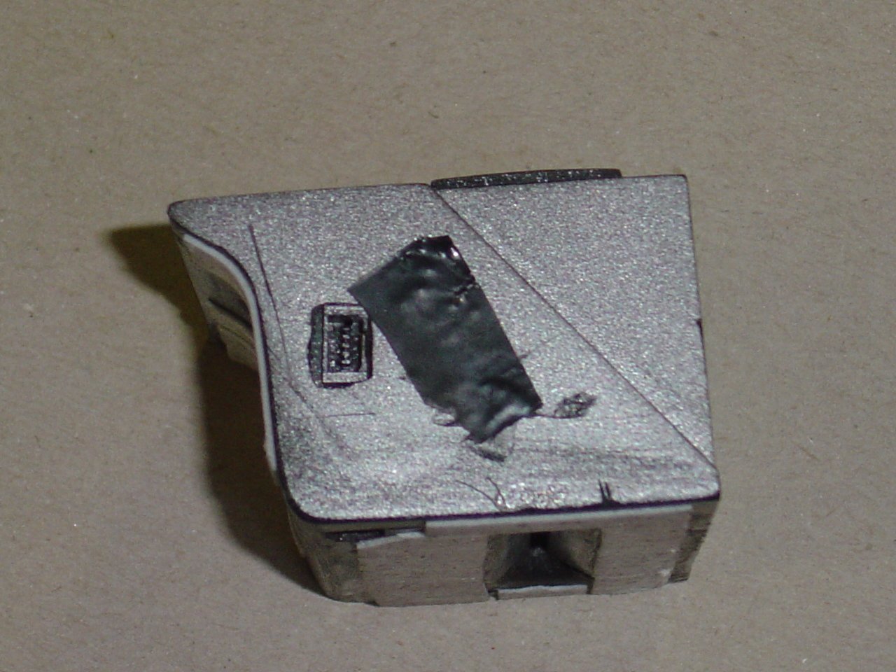 Left side of card-reader showing socket.